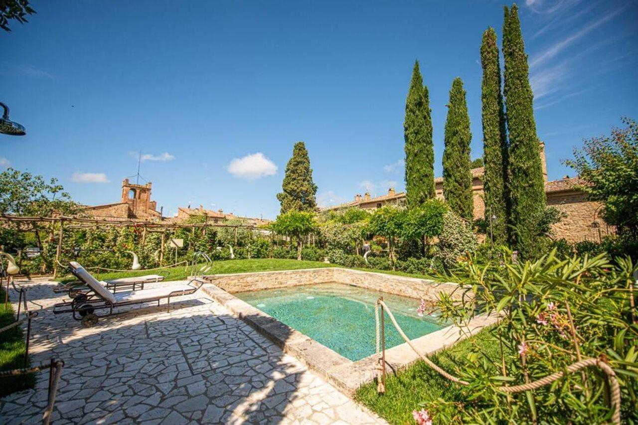 Hotel Palazzo Del Capitano Wellness E Relais San Quirico dʼOrcia Exteriér fotografie